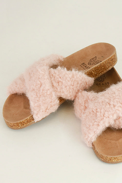 Cozy Slide Sandal AVIANA-01